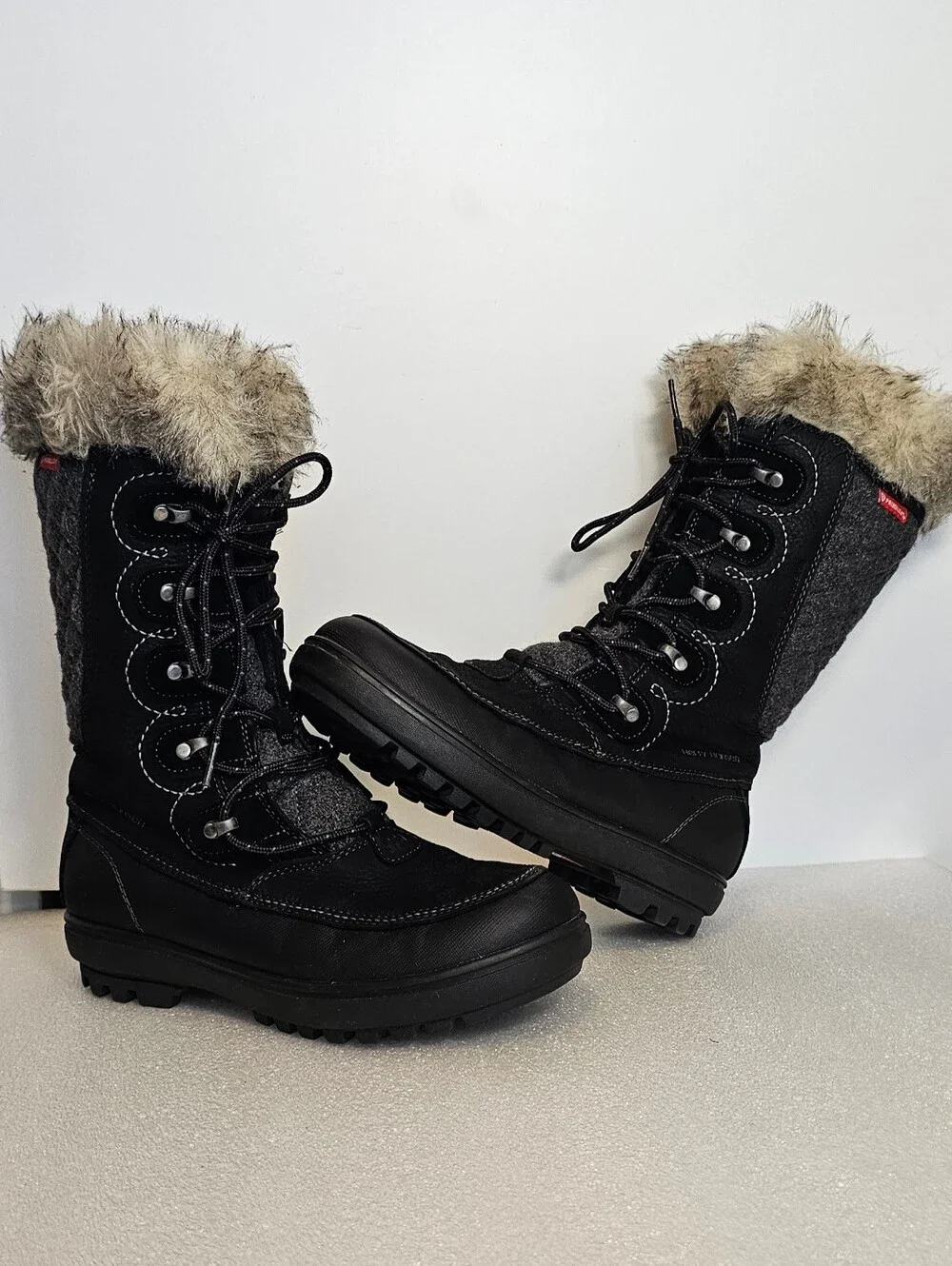 Helly Hansen Garibaldi VL Women Winter Boots 8.5 Black Faux Fur Waterproof